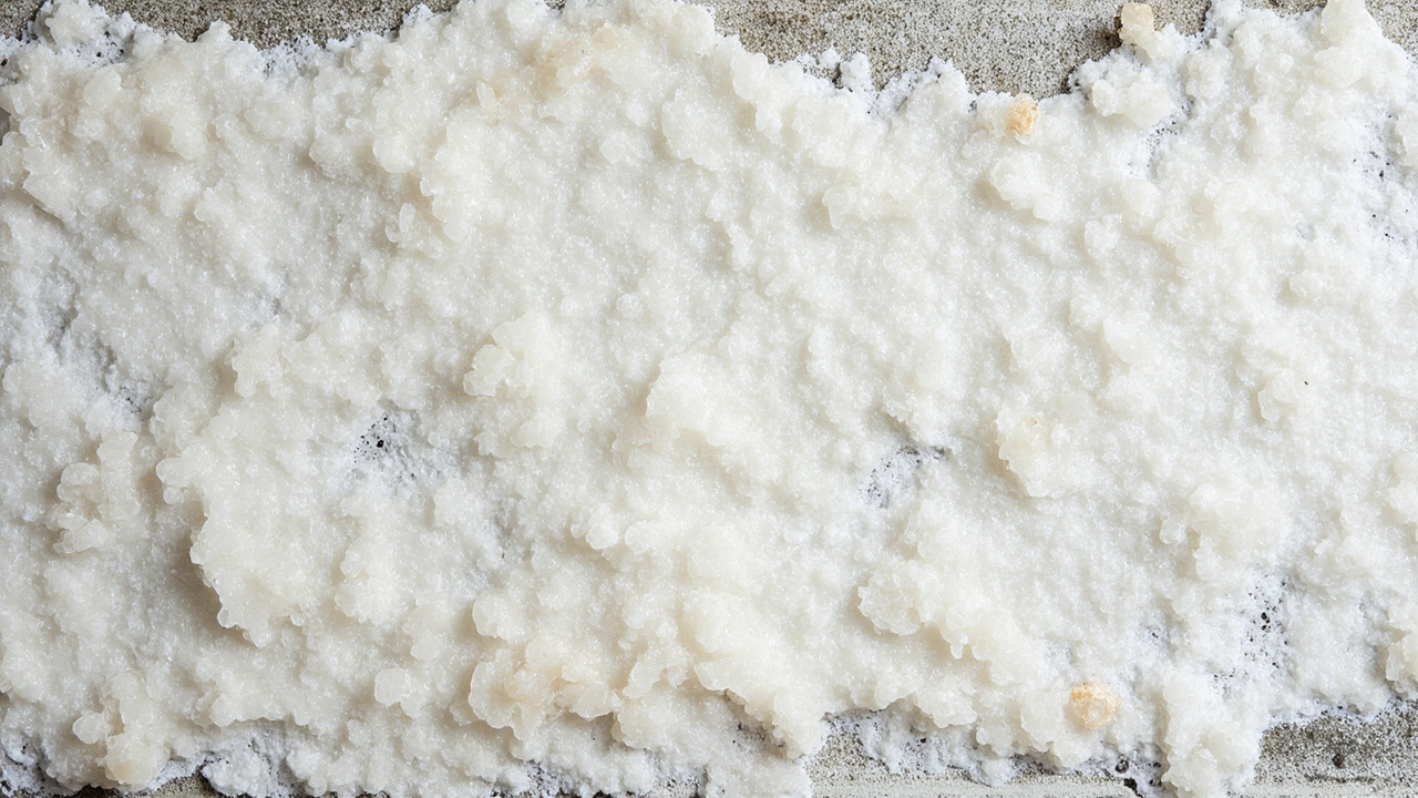 How to tell if the white powder on your highland p