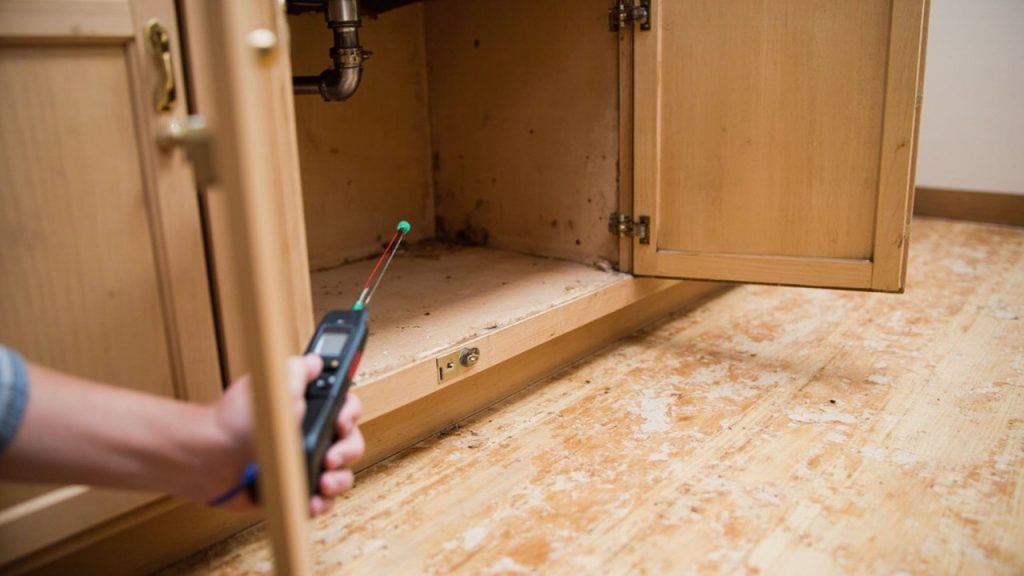 What happens when your reverse osmosis system leak